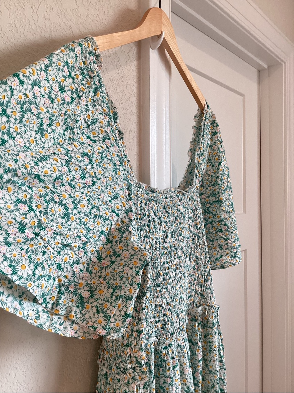 Baltic Born Regina Smocked Short-Sleeve Tiered Maxi Dress Green Floral NEW XL - Picture 8 of 14